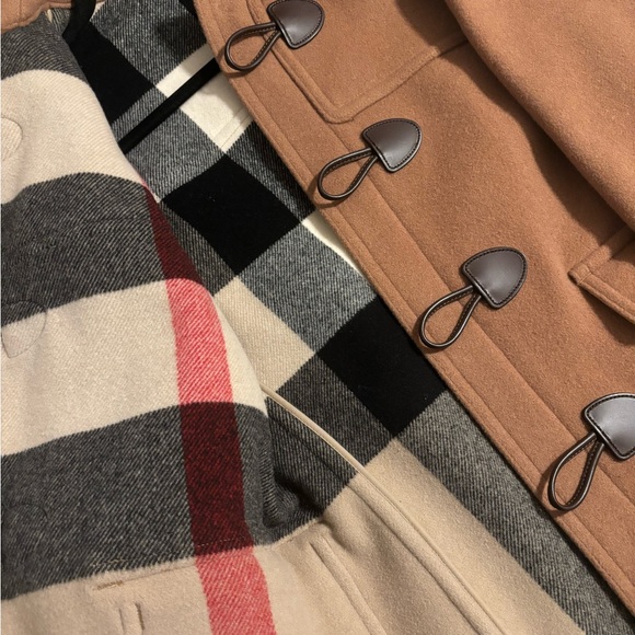 Men Authentic Burberry wool duffle coat with removable hood - Picture 6 of 11